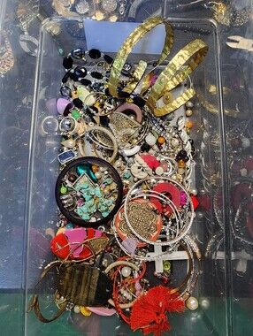1lb Mixed  Jewelry For Crafting May Or May Not Have Matches  J090426-0